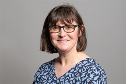 3:2 portrait of Patricia Gibson
