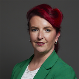 1:1 portrait of Louise Haigh