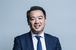 3:2 portrait of Alan Mak