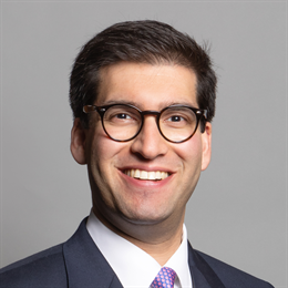 1:1 portrait of Mr Ranil Jayawardena