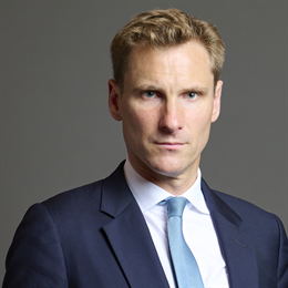 1:1 portrait of Chris Philp