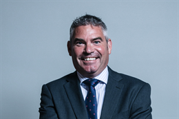 3:2 portrait of Craig Tracey