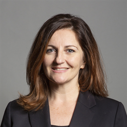 1:1 portrait of Caroline Ansell