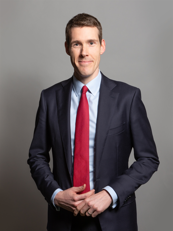 Full sized portrait of Matthew Pennycook