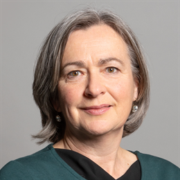 1:1 portrait of Liz Saville Roberts