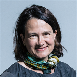 1:1 portrait of Catherine West