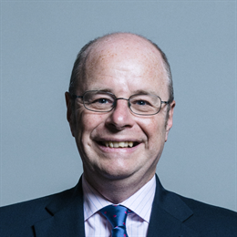 1:1 portrait of Peter Heaton-Jones