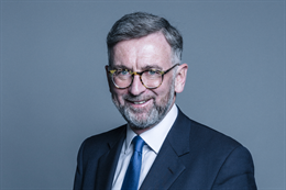 3:2 portrait of Lord Dunlop