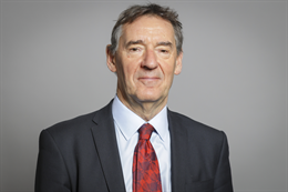 3:2 portrait of Lord O'Neill of Gatley