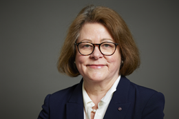 3:2 portrait of Baroness Brown of Cambridge