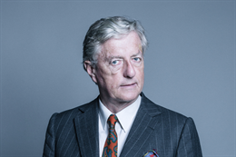 3:2 portrait of Lord Fraser of Corriegarth