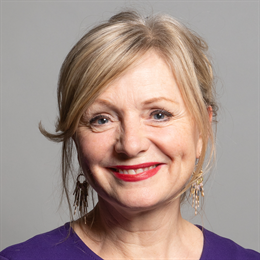 1:1 portrait of Tracy Brabin