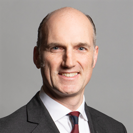 1:1 portrait of Leo Docherty