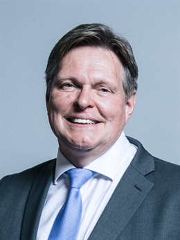 3:4 portrait of Stephen Kerr