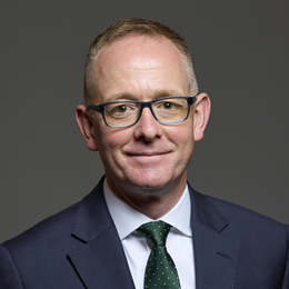 1:1 portrait of John Lamont