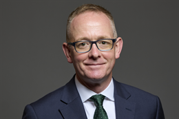 3:2 portrait of John Lamont