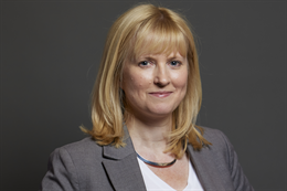 3:2 portrait of Rosie Duffield