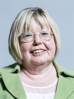 3:4 portrait of Liz Twist