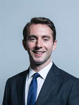 3:4 portrait of Luke Graham