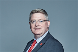 3:2 portrait of Martin Whitfield
