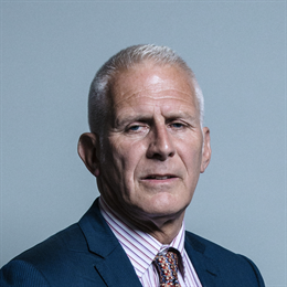 1:1 portrait of Gordon Marsden