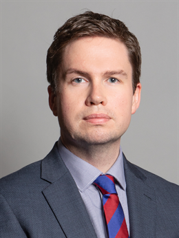3:4 portrait of Dan Carden