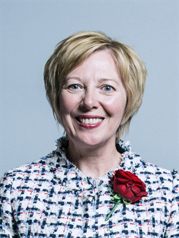 3:4 portrait of Lesley Laird