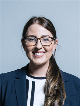 3:4 portrait of Laura Pidcock
