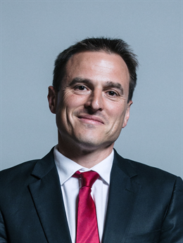 3:4 portrait of Dr Paul Williams