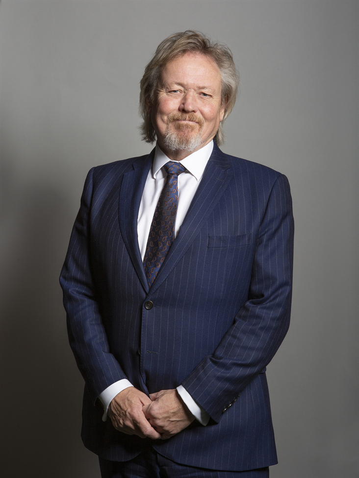 Full sized portrait of Giles Watling