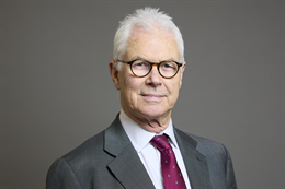 3:2 portrait of Lord Hendy