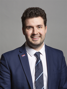 3:4 portrait of Elliot Colburn