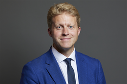 3:2 portrait of Dr Ben Spencer