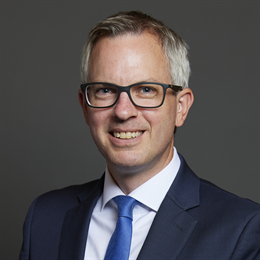 1:1 portrait of James Wild