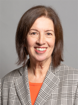 3:4 portrait of Jo Gideon