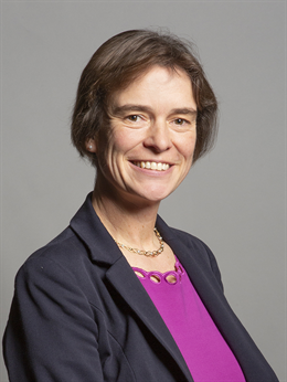3:4 portrait of Selaine Saxby