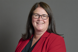 3:2 portrait of Rachel Hopkins