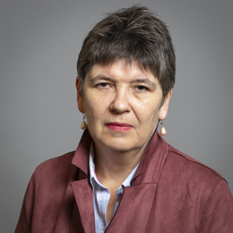 1:1 portrait of Baroness Fox of Buckley