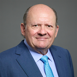 1:1 portrait of Lord Spencer of Alresford