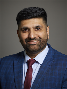 3:4 portrait of Lord Khan of Burnley