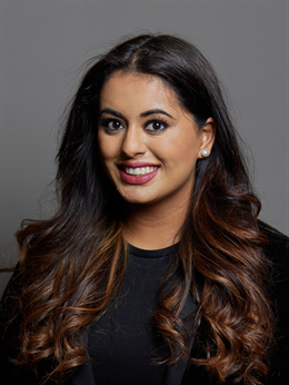 3:4 portrait of Ms Anum Qaisar