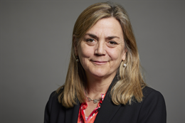3:2 portrait of Baroness Willis of Summertown