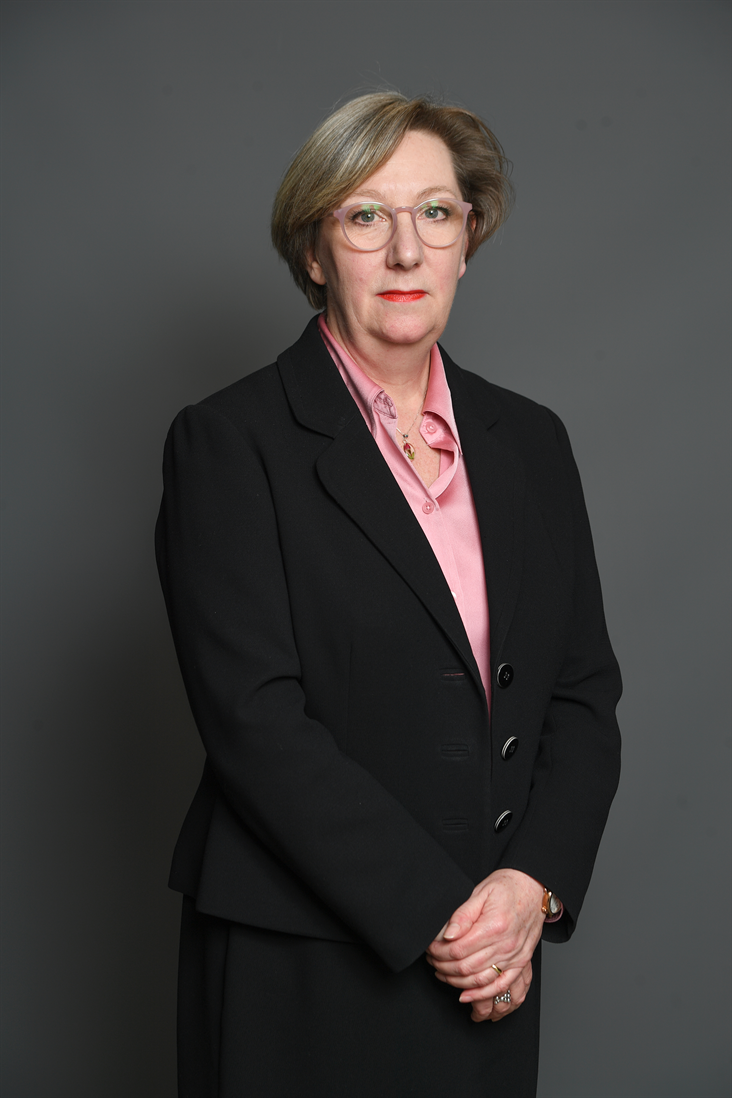 Full sized portrait of Samantha Dixon