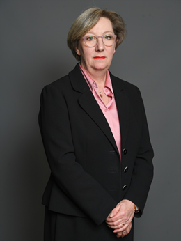 3:4 portrait of Samantha Dixon