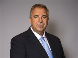 3:4 portrait of Steve Tuckwell