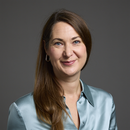 1:1 portrait of Baroness Porter of Fulwood