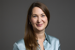 3:2 portrait of Baroness Porter of Fulwood
