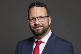 3:2 portrait of Mark Ferguson