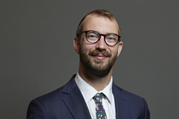 3:2 portrait of Will Stone