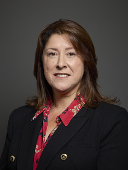 3:4 portrait of Michelle Scrogham